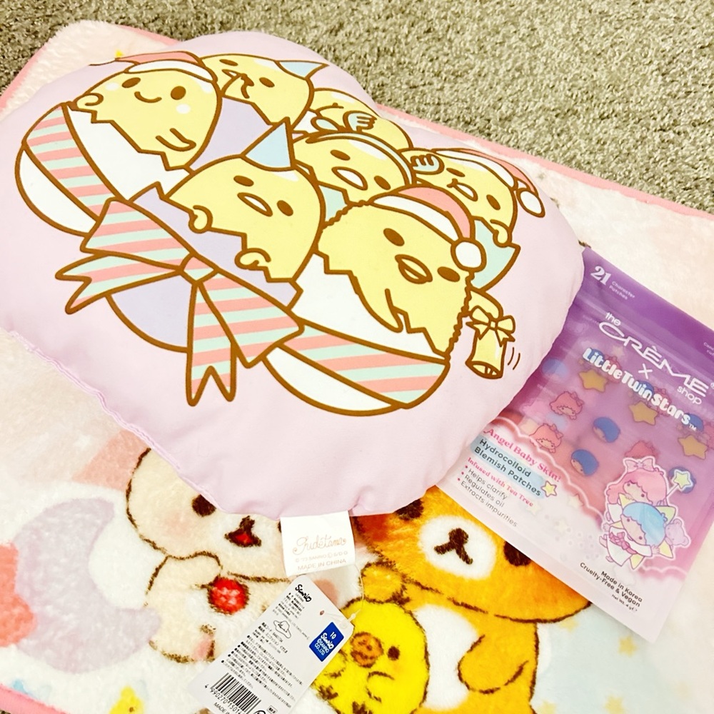 SANRIO 🌸 Gudetama Xmas Cushion + Little Twins Stars Blemish Patches
